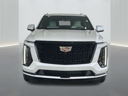 Used 2025 Cadillac Escalade Sport Platinum AWD/4WD image 8