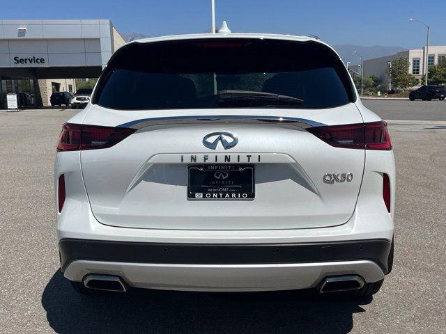 Certified 2023 INFINITI QX50 Luxe FWD image 6