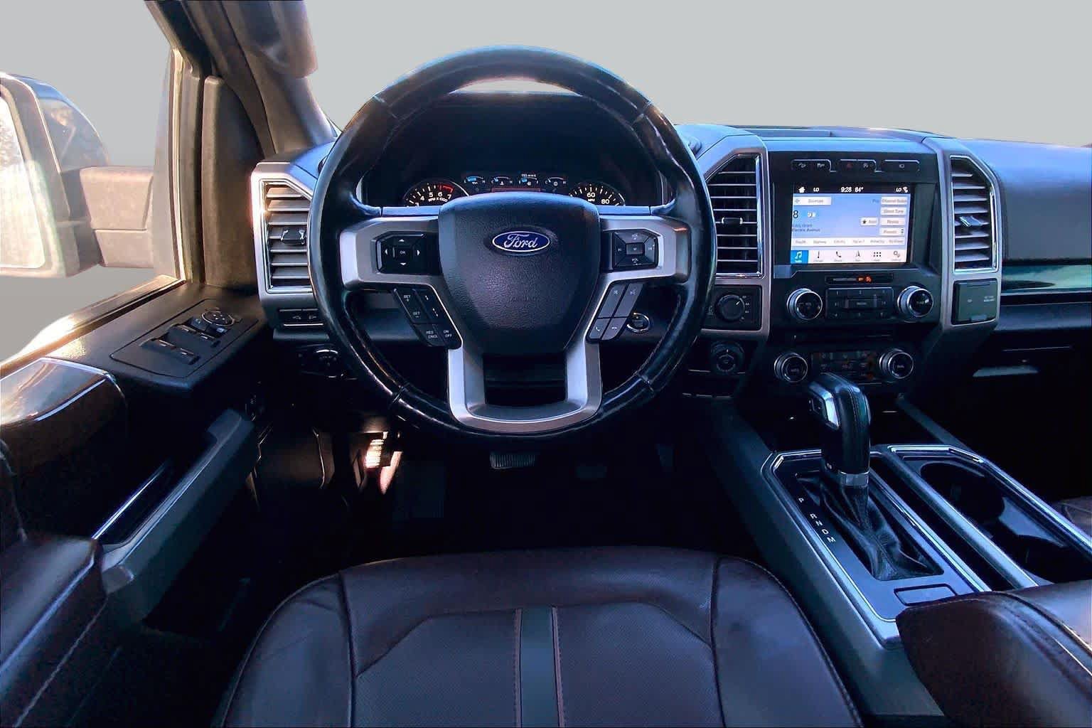 Used 2017 Ford F150 Platinum w/ Equipment Group 701A Luxury AWD/4WD image 6