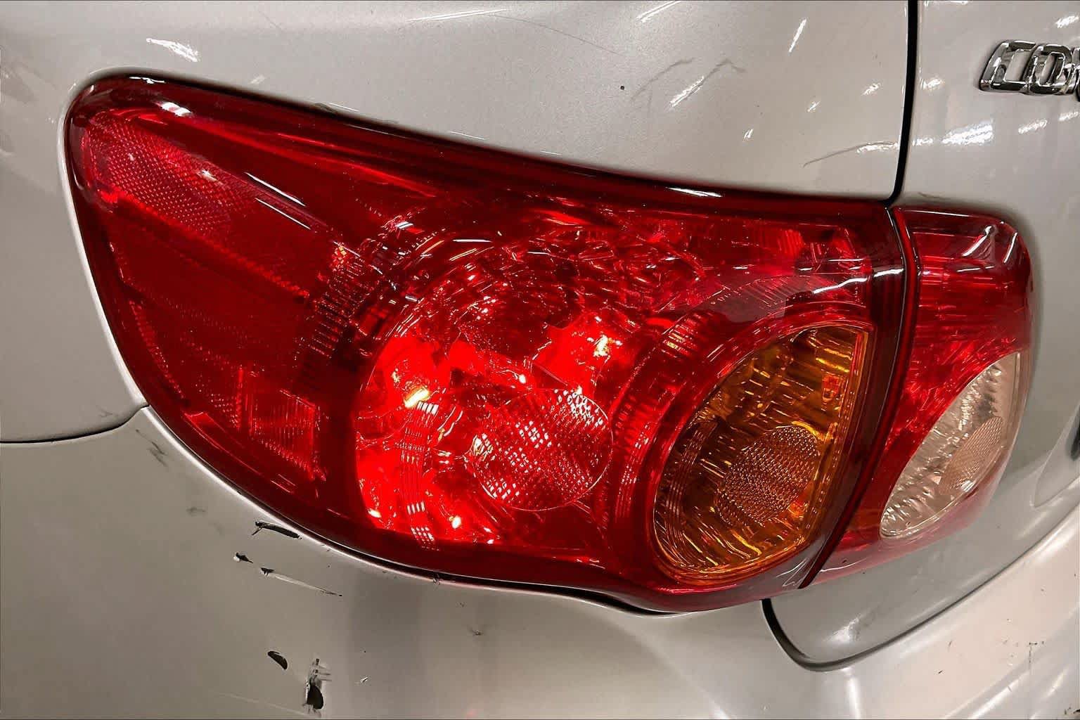 Used 2010 Toyota Corolla LE FWD image 27