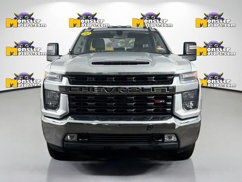 Used 2022 Chevrolet Silverado 2500 LT w/ Convenience Package AWD/4WD image 2