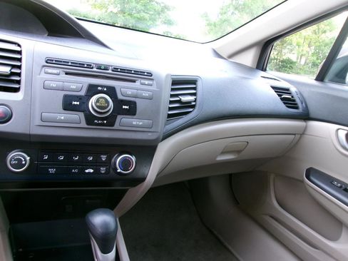 Used 2012 Honda Civic LX image 12