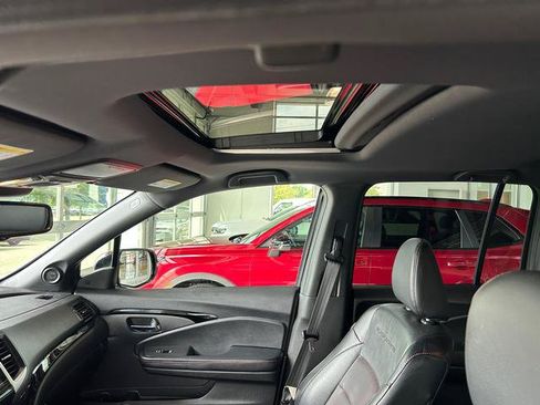 Used 2019 Honda Ridgeline Black Edition image 16