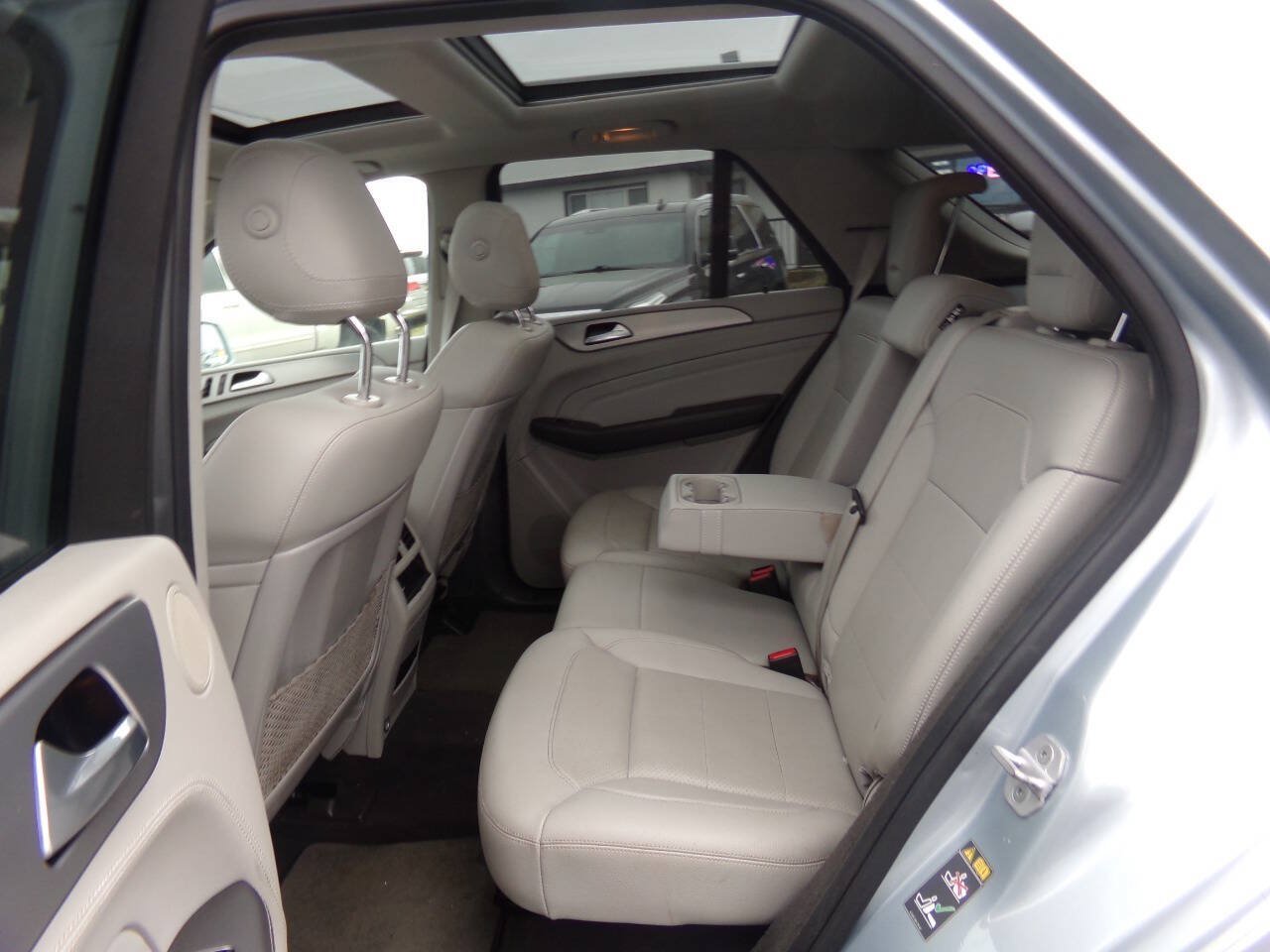 Used 2015 Mercedes-Benz ML 350 2WD image 17