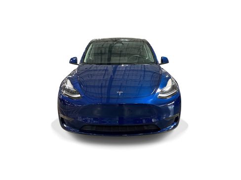 Certified 2023 Tesla Model Y Long Range AWD/4WD image 2