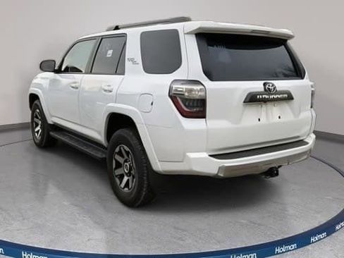 Certified 2024 Toyota 4Runner TRD Off-Road image 3