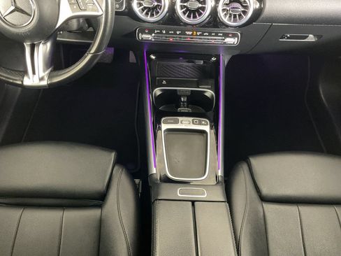 Used 2025 Mercedes-Benz GLA 250 image 15