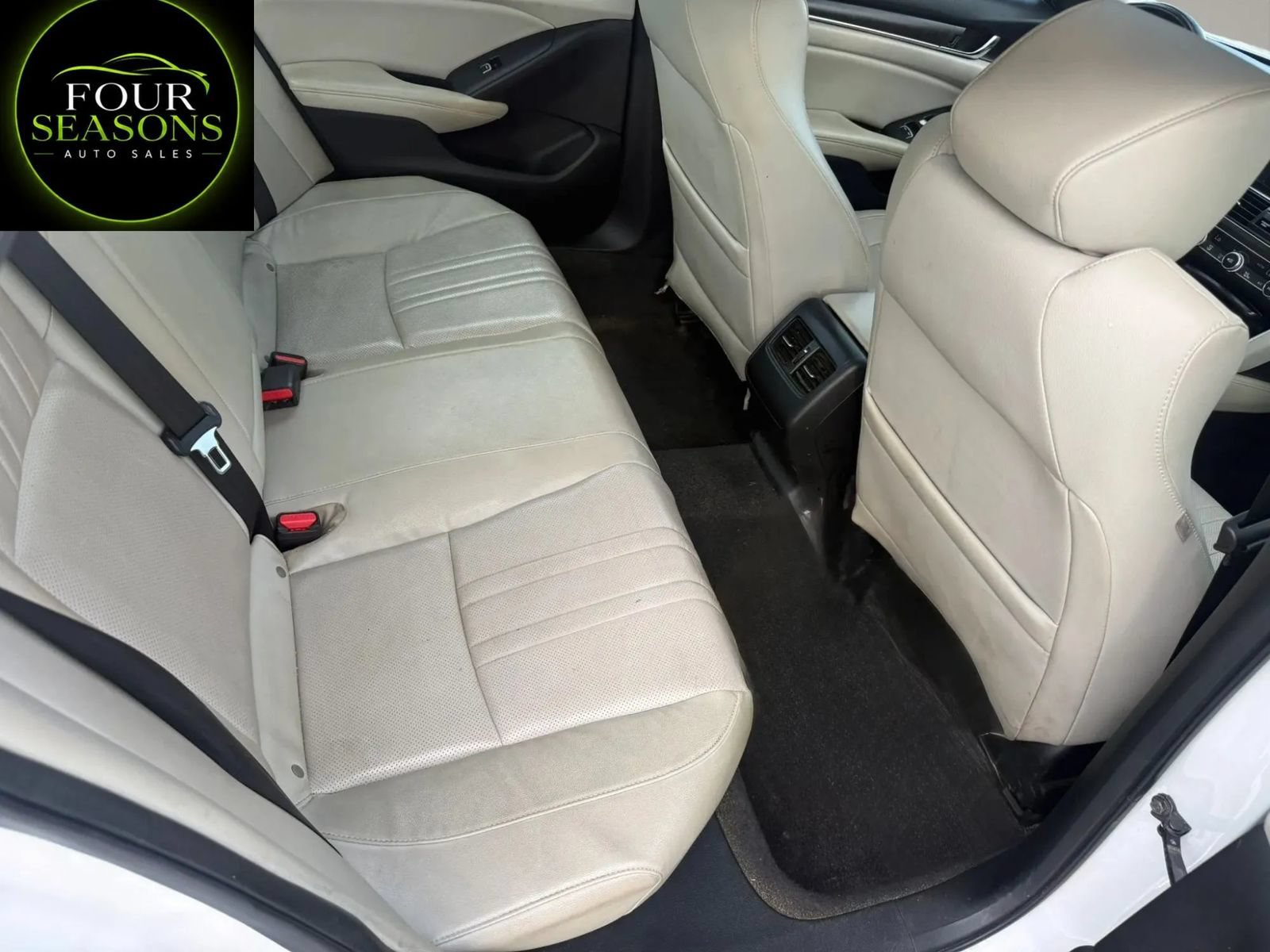 Used 2018 Honda Accord EX-L image 8