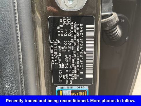 Used 2024 Kia Telluride S AWD/4WD image 23