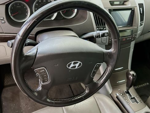 Used 2009 Hyundai Sonata Limited image 18