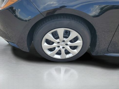 Used 2024 Toyota Corolla LE FWD image 25