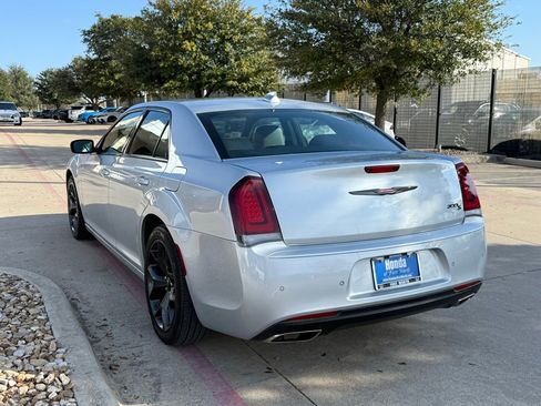 Used 2023 Chrysler 300 S image 3