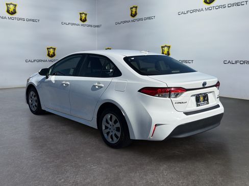 Used 2023 Toyota Corolla LE w/ Carpet Mat Package (TMS) FWD image 3