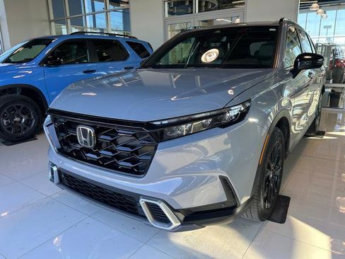 Used 2023 Honda CR-V Sport Touring image 2