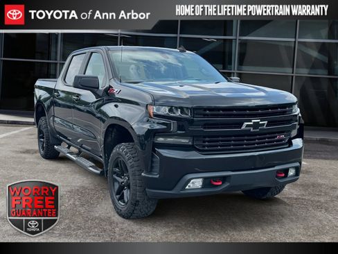 Used 2019 Chevrolet Silverado 1500 LT Trail Boss w/ Convenience Package AWD/4WD image 1