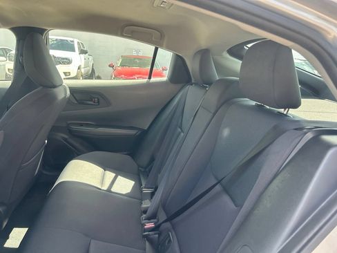 Used 2025 Toyota Prius LE FWD image 7