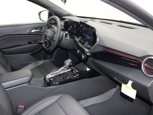New 2026 Chevrolet Trax RS w/ Driver Confidence Package FWD image 23