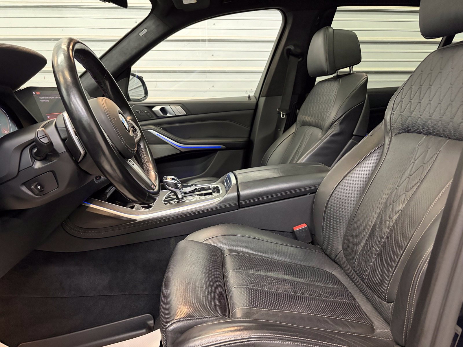 Used 2021 BMW X7 M50i AWD/4WD image 8