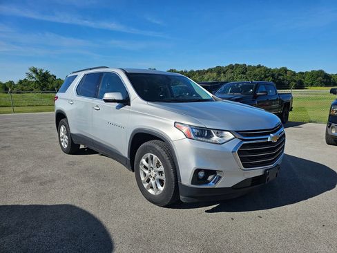Certified 2019 Chevrolet Traverse LT FWD image 9