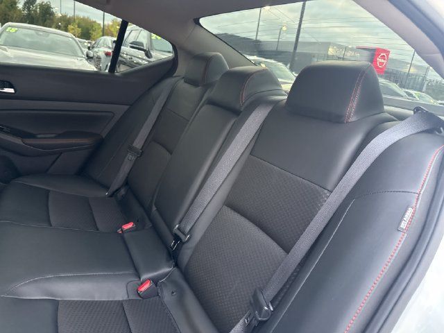 Certified 2023 Nissan Altima 2.5 SR AWD/4WD image 14