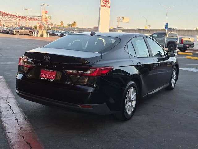 Used 2025 Toyota Camry LE FWD image 8