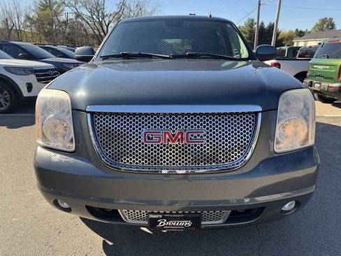 Used 2007 GMC Yukon Denali image 2