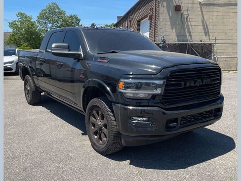 Used 2020 RAM 2500 Laramie AWD/4WD image 1