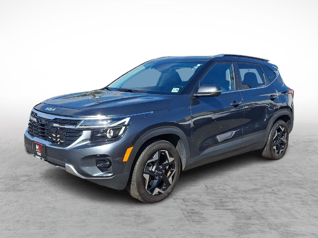 Used 2024 Kia Seltos EX AWD/4WD image 3