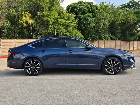 Used 2026 Honda Accord Touring image 2
