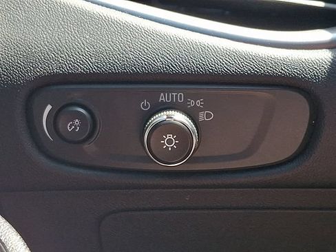 Certified 2025 Chevrolet Malibu LT FWD image 26