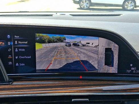 Used 2023 Cadillac Escalade ESV Premium Luxury image 22