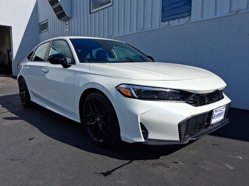 Used 2025 Honda Civic Sport image 7