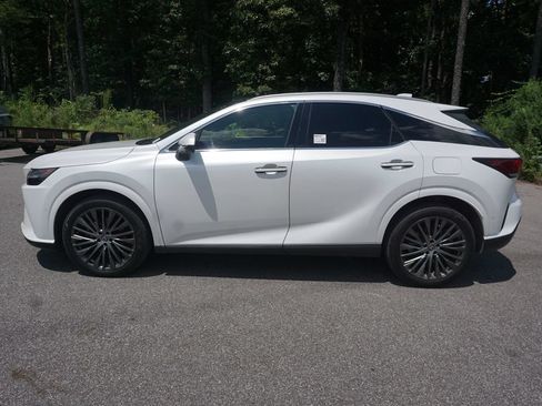 Used 2023 Lexus RX 350 FWD w/ Accessory Package image 21
