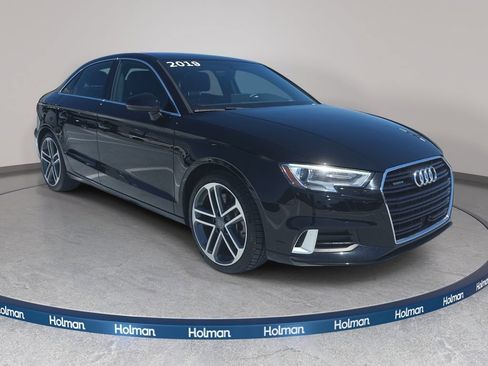 Used 2019 Audi A3 2.0T Premium w/ Convenience Package AWD/4WD image 4