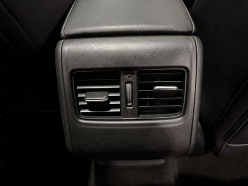 Used 2018 Honda Accord Sport image 19