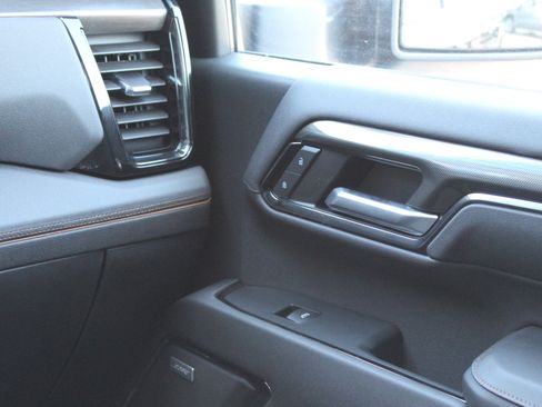 Used 2024 GMC Sierra 3500 AT4 w/ AT4 Premium Plus Package AWD/4WD image 25
