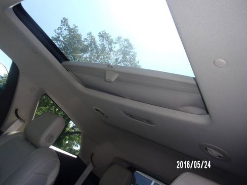 Used 2018 Buick Enclave Premium w/ Experience Buick Package AWD/4WD image 20