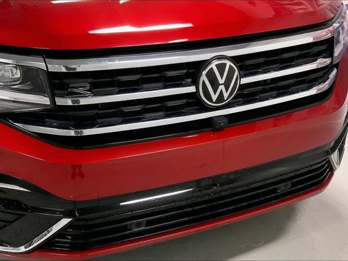 Used 2023 Volkswagen Atlas SEL Premium image 31