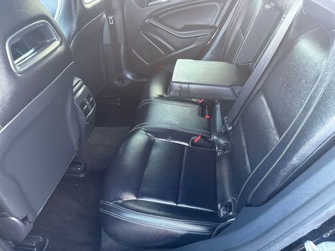 Used 2019 Mercedes-Benz CLA 250 4MATIC image 16