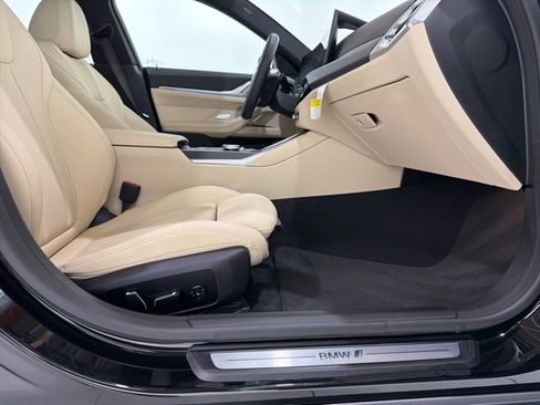 Used 2025 BMW i4 xDrive40i w/ Parking Assistance Package image 20