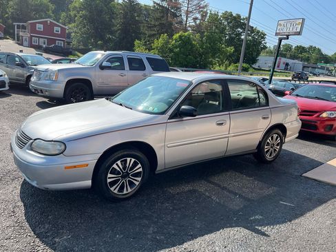 Used 2005 Chevrolet Malibu Classic FWD image 8