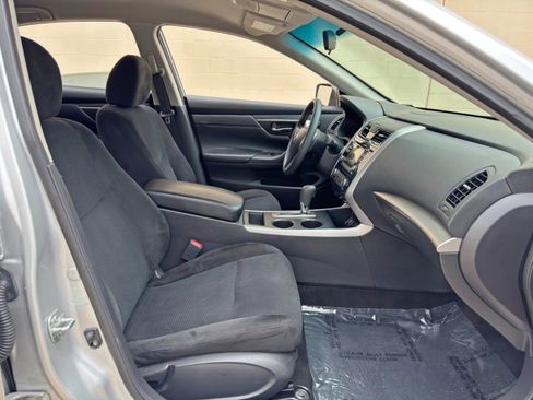 Used 2015 Nissan Altima 2.5 S w/ Special Edition Package FWD image 14