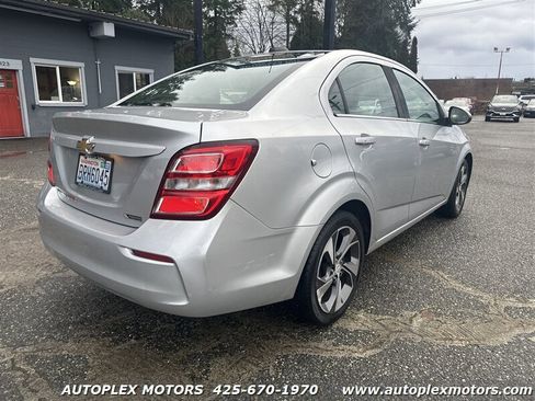 Used 2018 Chevrolet Sonic Premier image 7