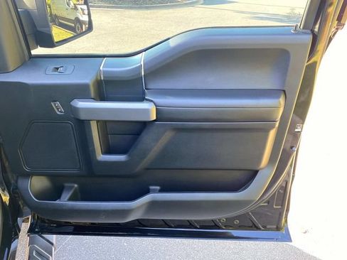 Used 2018 Ford F150 XLT w/ Equipment Group 302A Luxury AWD/4WD image 38