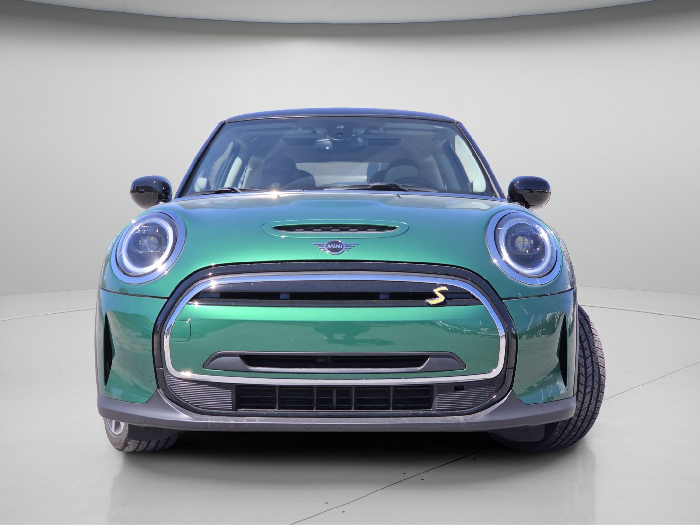 Used 2024 MINI Cooper SE FWD image 3