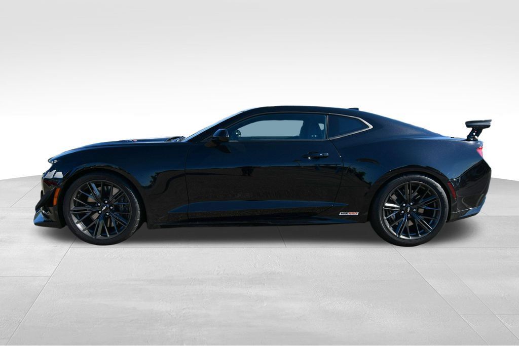 Used 2017 Chevrolet Camaro ZL1 RWD image 3