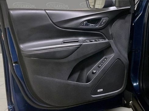 Used 2020 Chevrolet Equinox Premier image 11