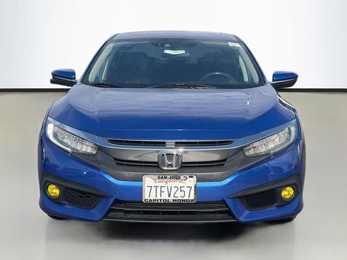 Used 2016 Honda Civic Touring image 2