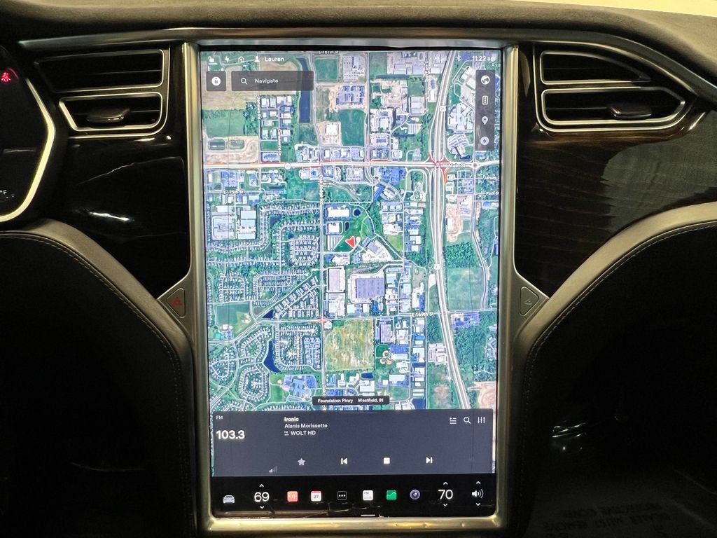 Used 2016 Tesla Model S 70D AWD/4WD image 23