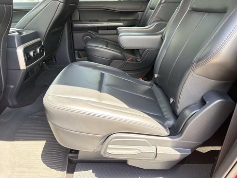 Used 2022 Ford Expedition Max XLT RWD image 10